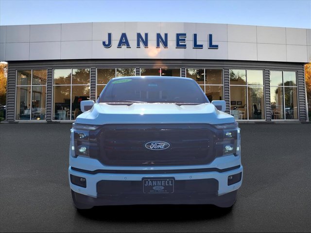 2025 Ford F-150 Lariat photo 2