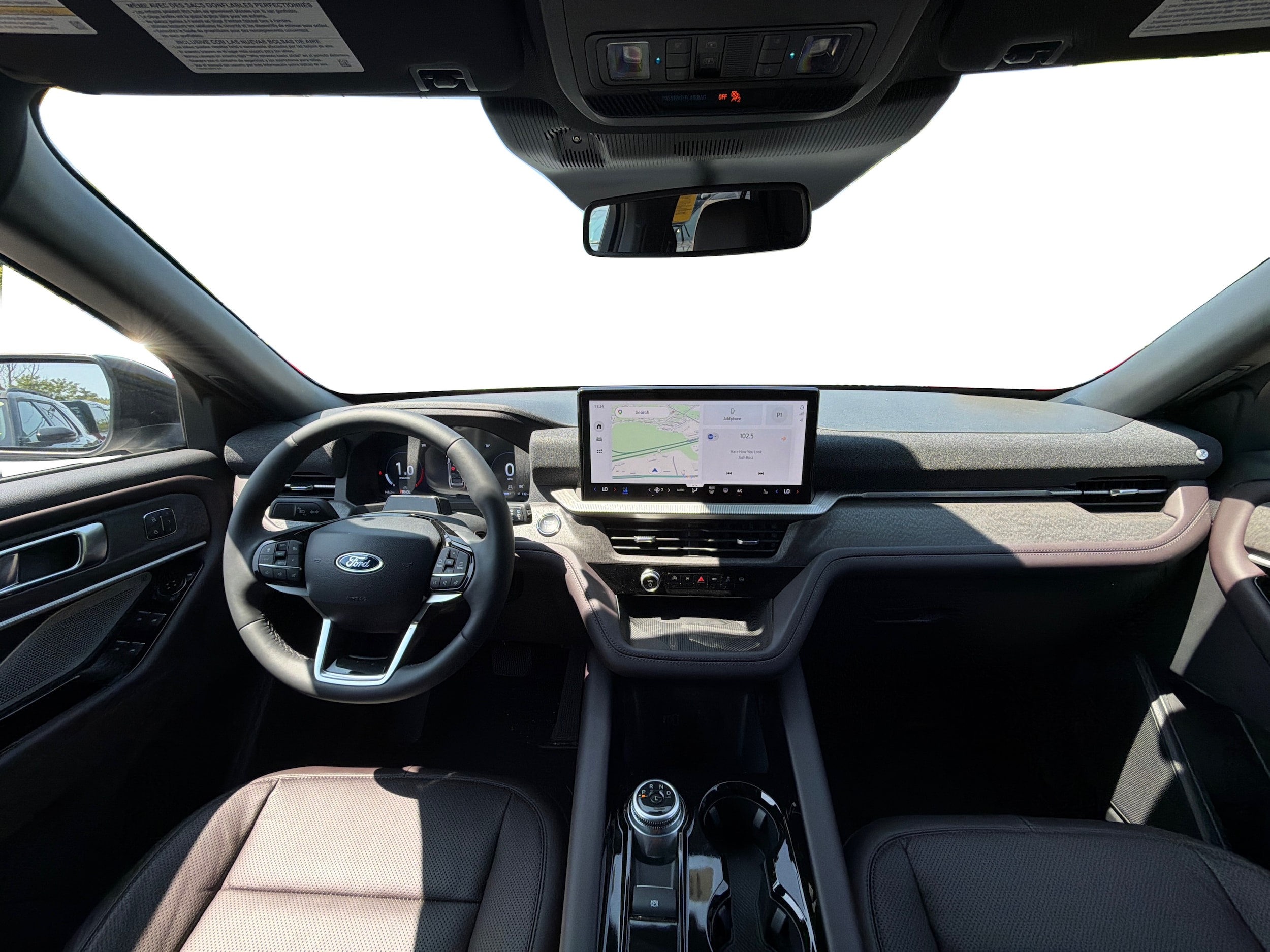 2026 Ford Explorer Platinum - Photo 14