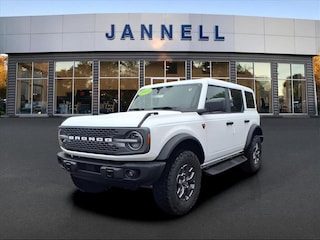 2025 Ford Bronco Badlands SUV