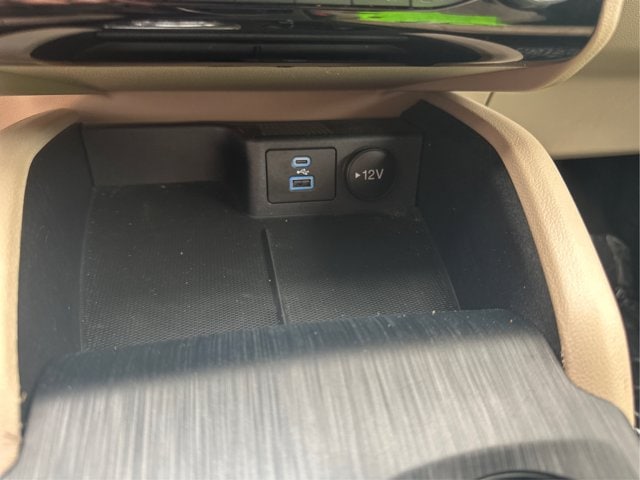 2022 Ford Escape Titanium - Photo 34