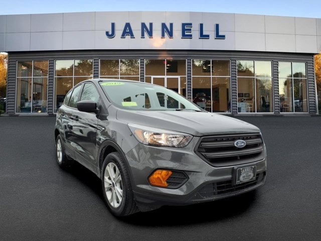 2019 Ford Escape S photo 3