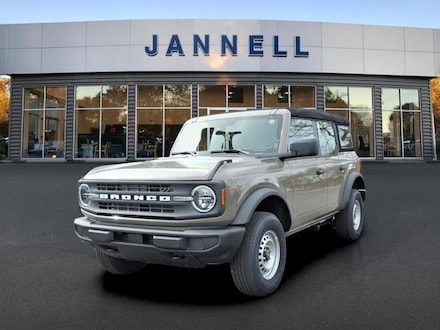 2026 Ford Bronco Base SUV