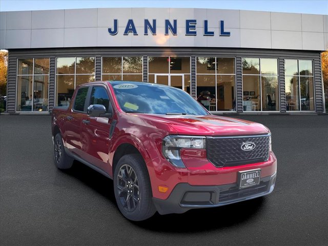2025 Ford Maverick XLT photo 3