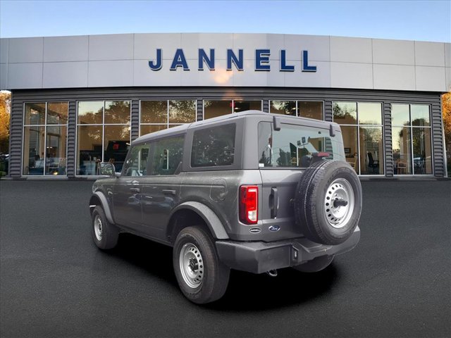 2025 Ford Bronco Base photo 4