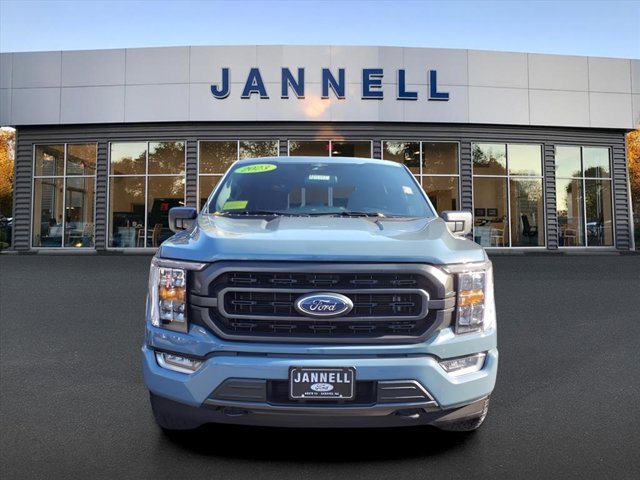 2023 Ford F-150 XLT photo 2