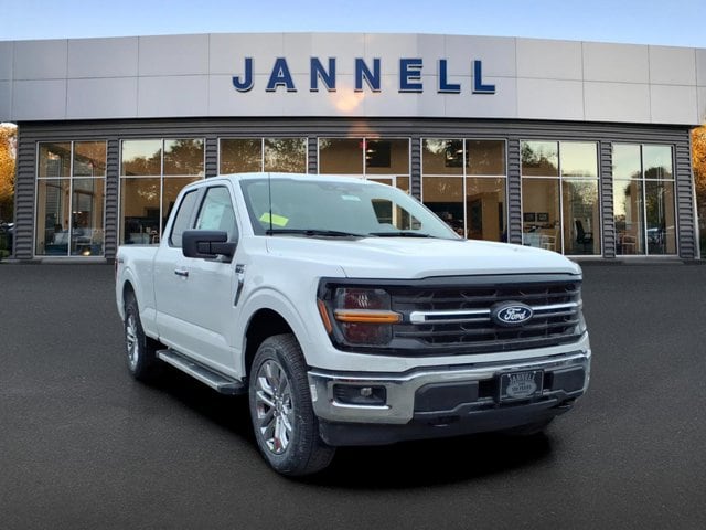 2026 Ford F-150 XLT photo 2