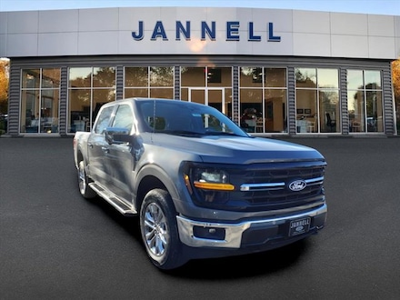 2025 Ford F-150 XLT TRUCK