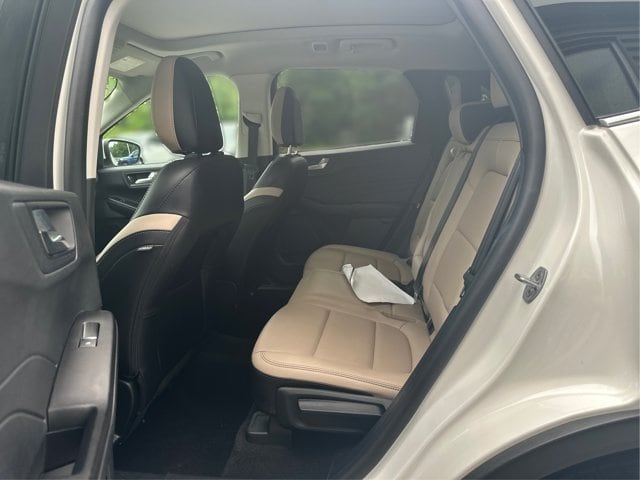 2022 Ford Escape Titanium - Photo 12