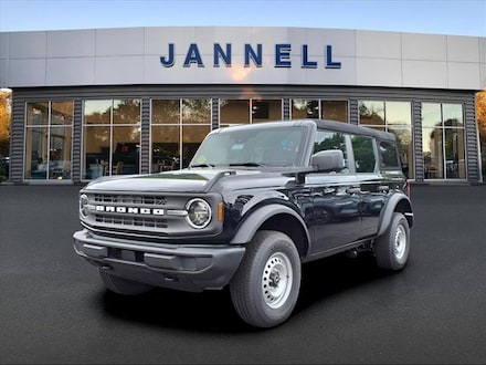 2025 Ford Bronco Base SUV