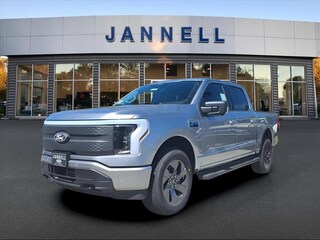 2025 Ford F-150 Lightning Flash TRUCK