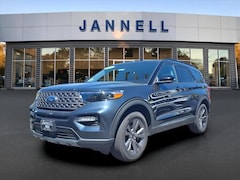 2022 Ford Explorer XLT SUV