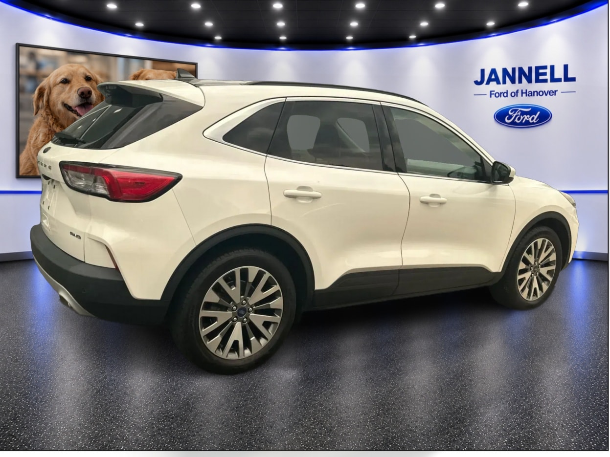2022 Ford Escape Titanium - Photo 6