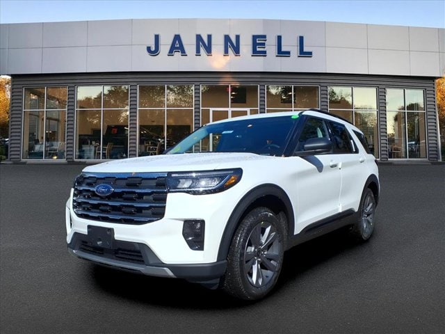 2026 Ford Explorer Active's photo