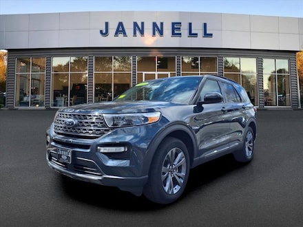 2022 Ford Explorer XLT SUV