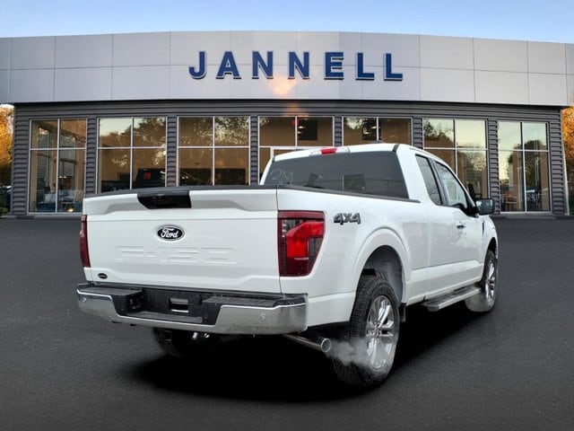 2026 Ford F-150 XLT photo 3