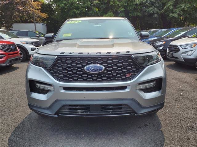 Used 2021 Ford Explorer ST with VIN 1FM5K8GC5MGB75979 for sale in Hanover, MA