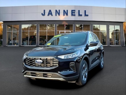 2025 Ford Escape ST-Line SUV