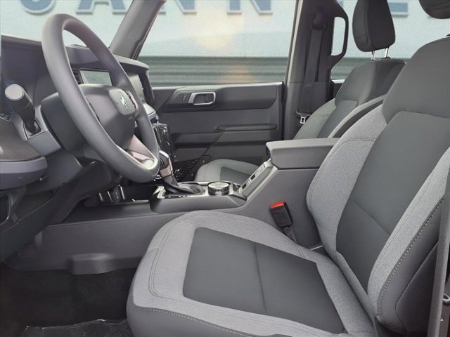 2025 Ford Bronco 4-Door Base - Photo 9