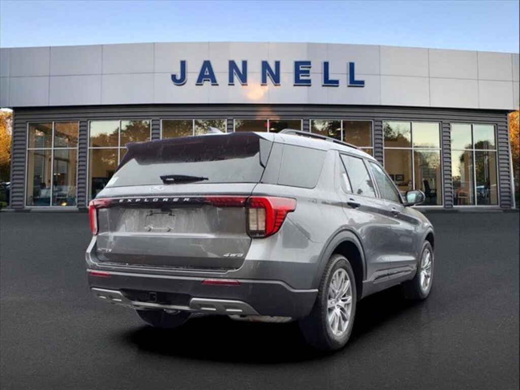 New 2026 Ford Explorer Active SUV