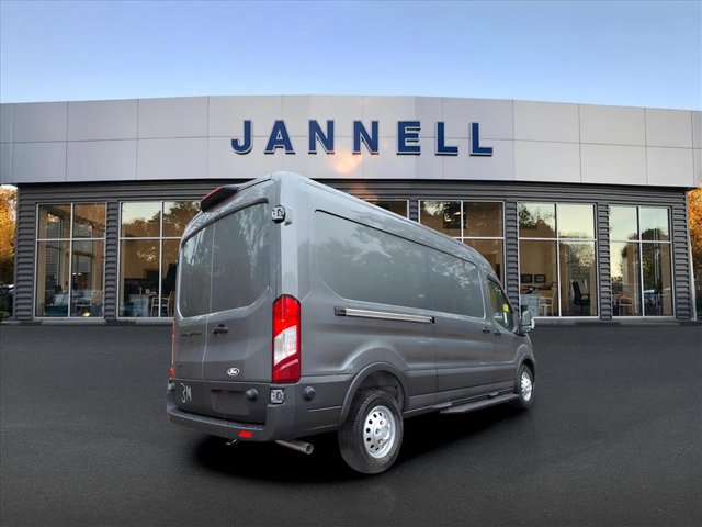 2026 Ford Transit photo 4