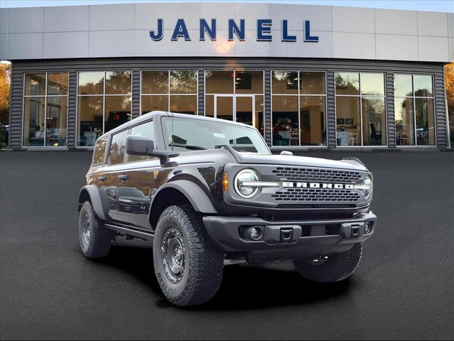 2025 Ford Bronco Badlands photo 2