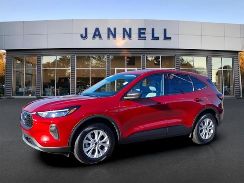 Used 2025 Ford Escape Active SUV