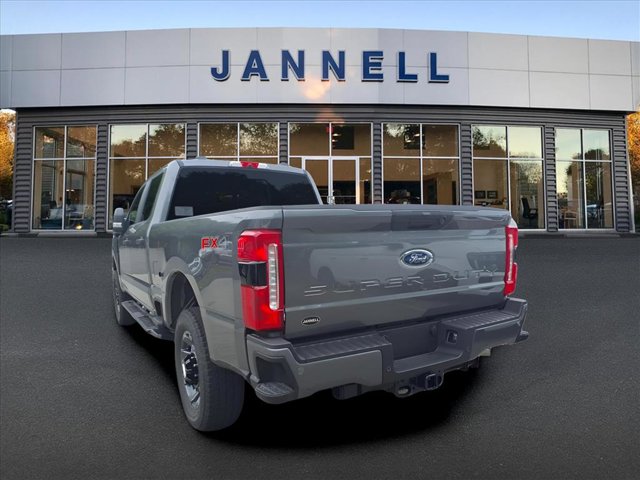 2025 Ford F-250 XL photo 4