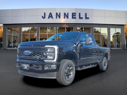 2025 Ford Super Duty F-250 XL TRUCK