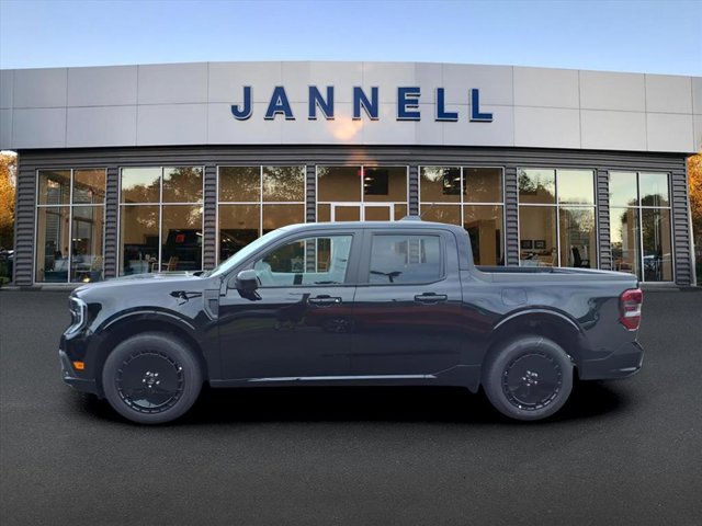 2025 Ford Maverick photo 3