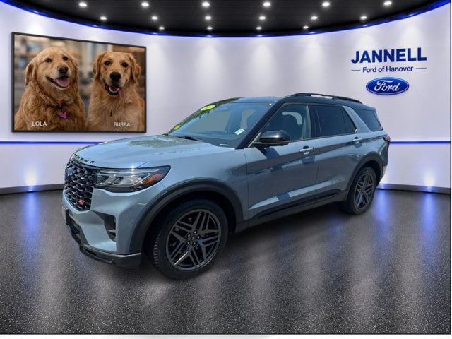 2025 Ford Explorer