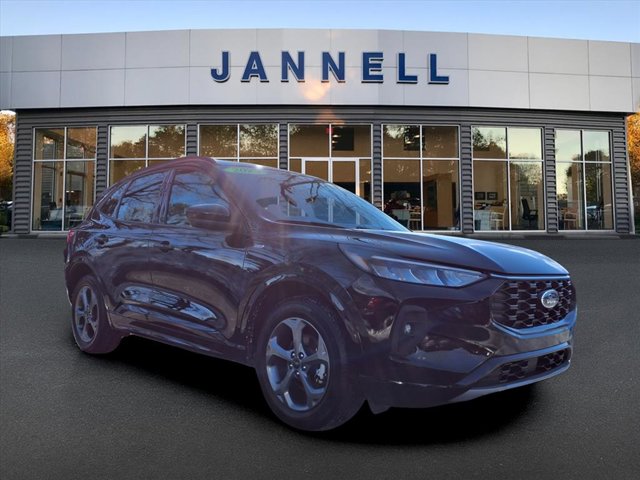 2023 Ford Escape ST-Line Select photo 3