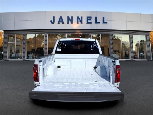 2025 Ford F-150 STX photo 4