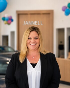 Staff member Jocelyn Caufield from ID_697bb3f7d801