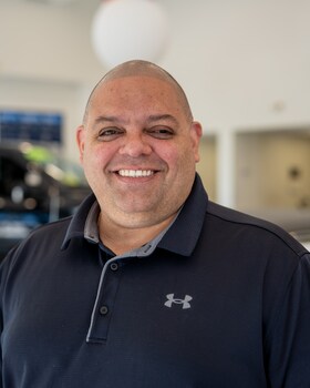 Staff member Wilfredo Bermudez from ID_697bb3f7d801