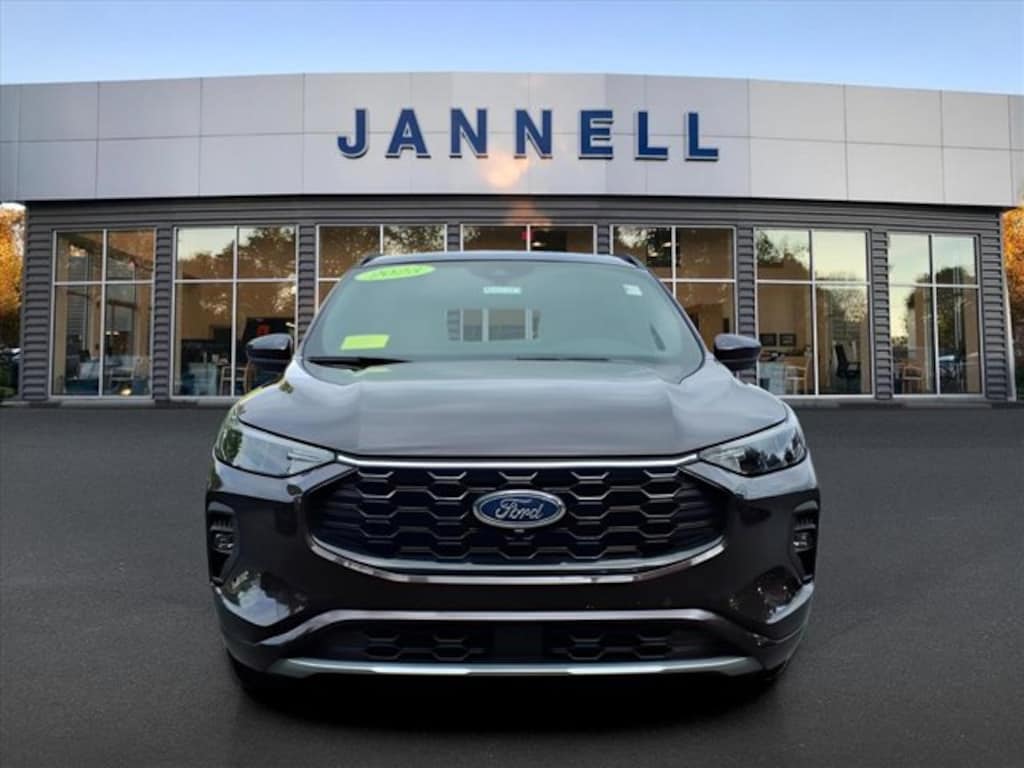 Used 2023 Ford Escape ST-Line Select SUV