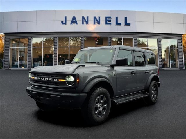 2025 Ford Bronco 4-Door Big Bend's photo