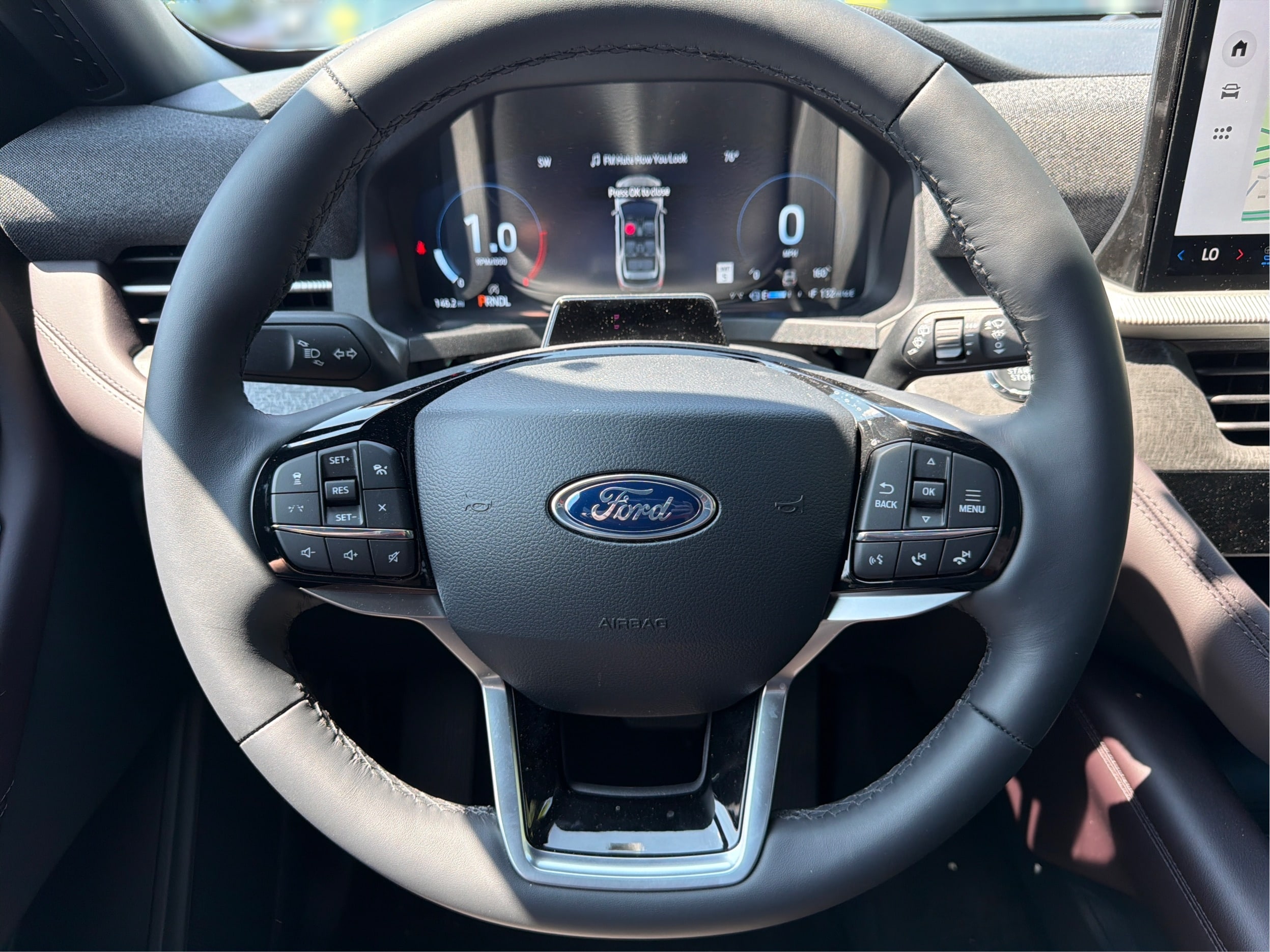 2026 Ford Explorer Platinum - Photo 21