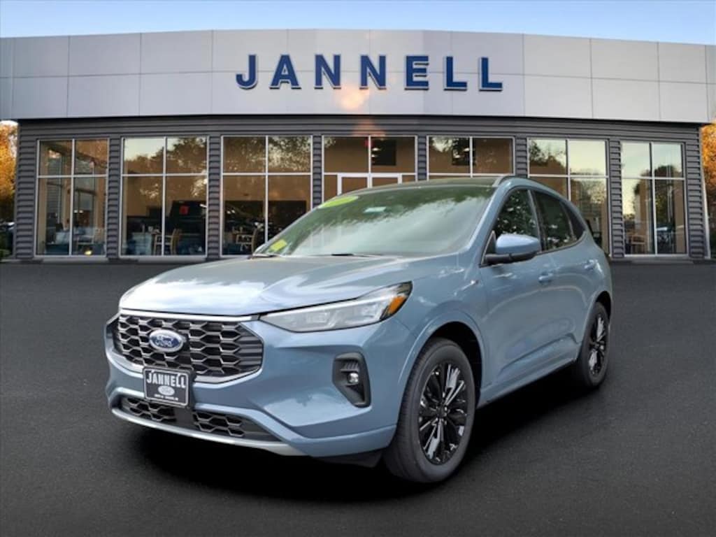 New 2025 Ford Escape ST-Line Elite SUV