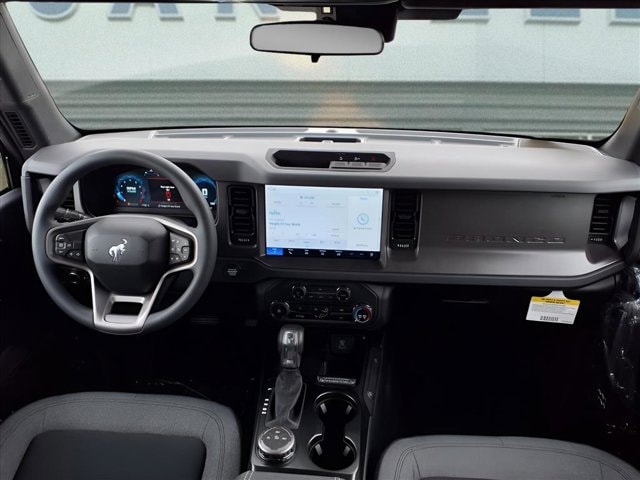 2025 Ford Bronco 4-Door Base - Photo 7