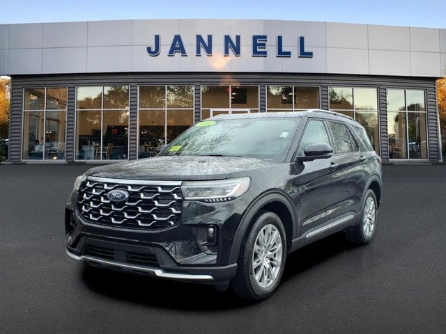 2025 Ford Explorer Platinum 4WD (PL535)'s photo