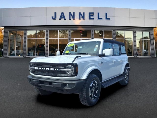 2025 Ford Bronco Outer Banks 4x4's photo