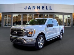 2022 Ford F-150 XLT Truck SuperCrew Cab