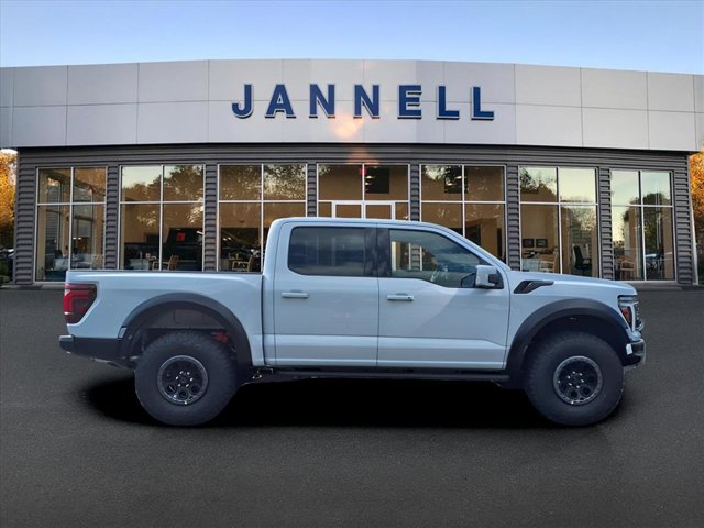 2025 Ford F-150 Raptor photo 3