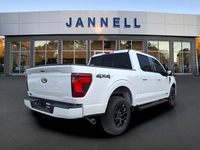 2025 Ford F-150 XLT photo 3
