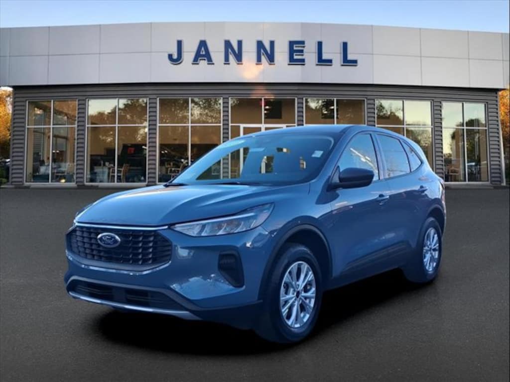 Used 2025 Ford Escape Active SUV