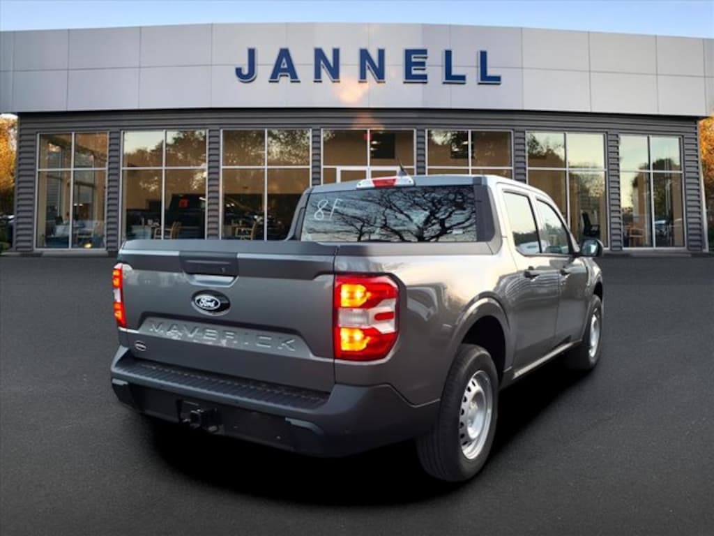 New 2025 Ford Maverick XL TRUCK