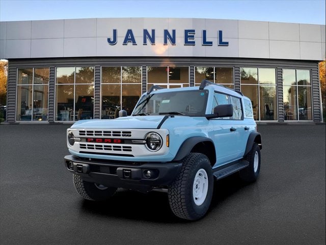 2025 Ford Bronco 4-Door Heritage Editon's photo