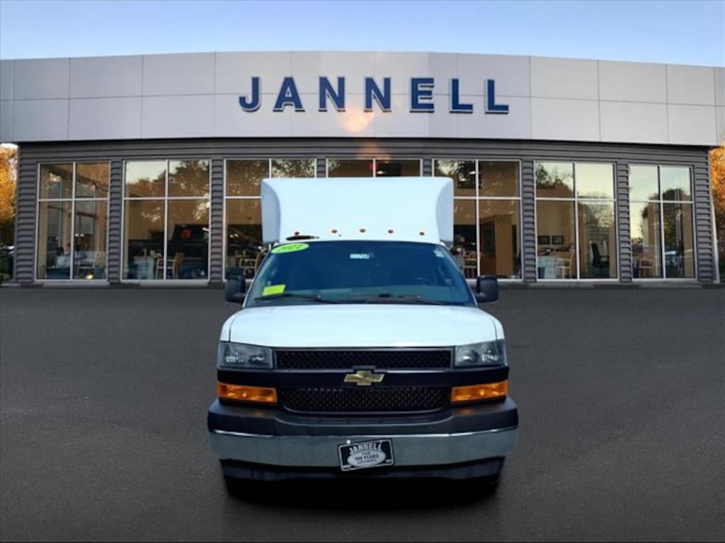 Used 2021 Chevrolet Express Cutaway Work Van Chassis Truck