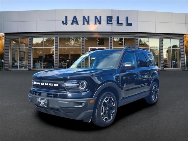 2023 Ford Bronco Sport Outer Banks's photo