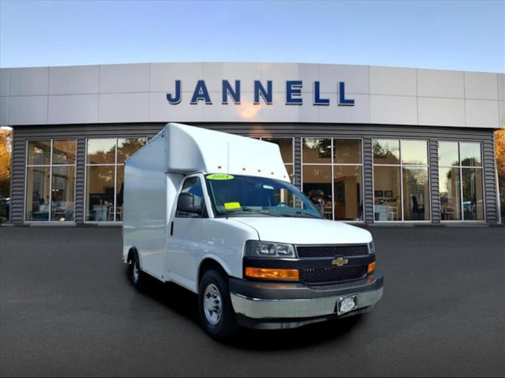 Used 2021 Chevrolet Express Cutaway Work Van Chassis Truck